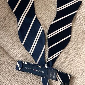 Tommy Hilfiger Blue and White Tie with Classic Repp Stripe Pattern